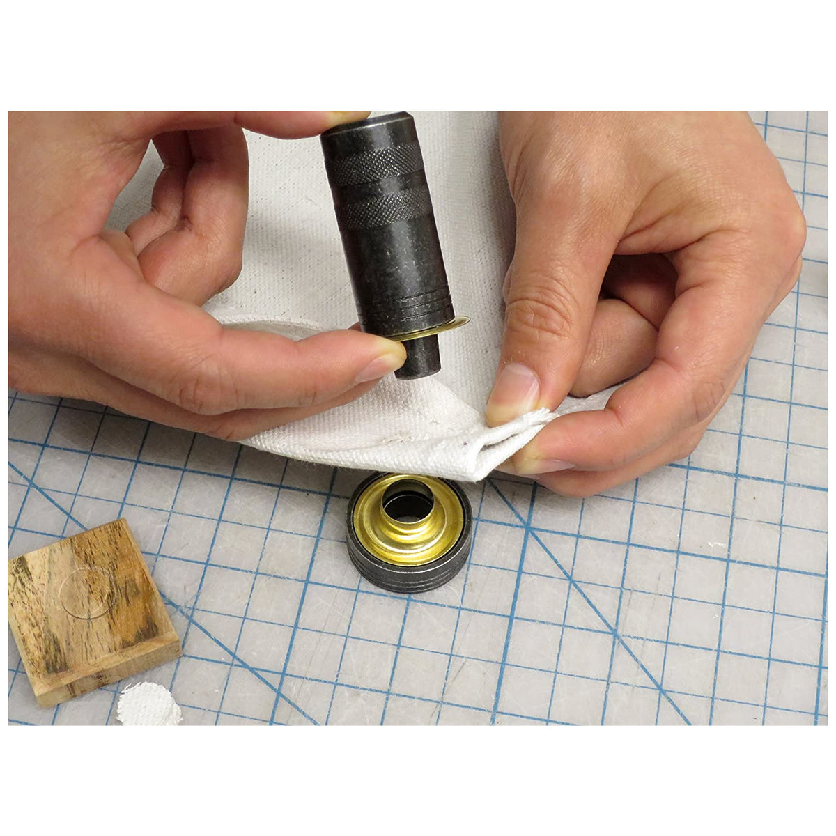 General Tools 1261-4 Grommet Refill w/ 24 Solid Brass Grommets, 1/2"