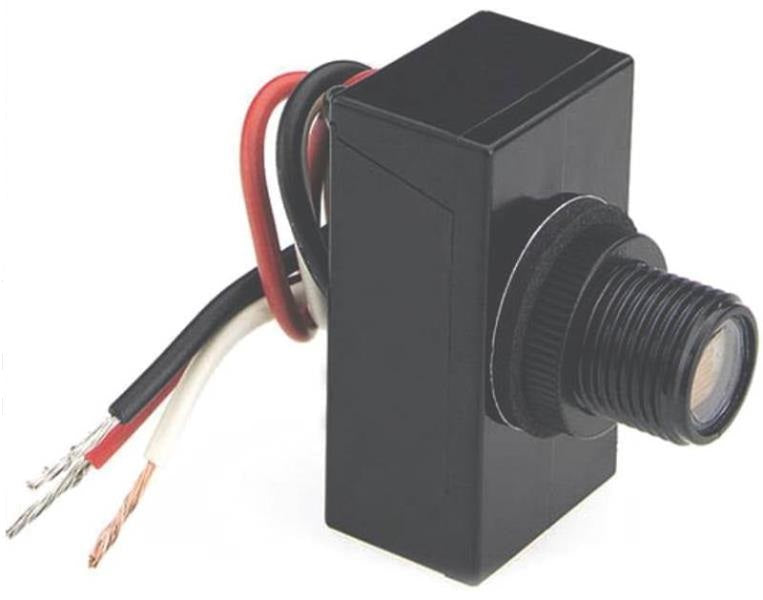 American Tack & Hardware 758M Light Post Eye Control, 500 Watt, Black